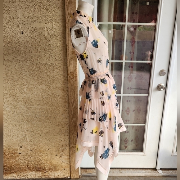 Self-Portrait Asymmetric Graphic Floral-Print Dress - Picture 5 of 9